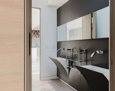 8842 Evanview Drive - Photo Thumbnail 40