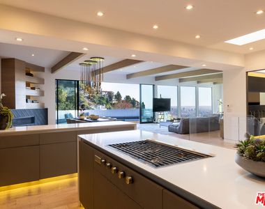 8842 Evanview Drive - Photo Thumbnail 20