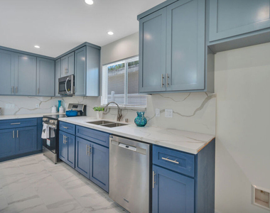 5128 W 133rd Street - Photo Thumbnail 3