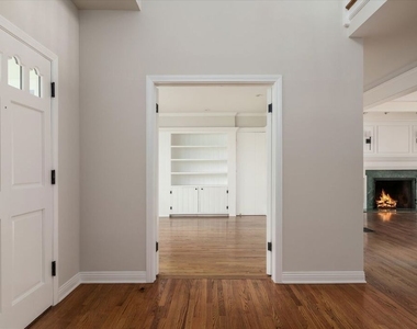 1146 Corsica Drive - Photo Thumbnail 2