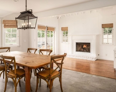 1146 Corsica Drive - Photo Thumbnail 11