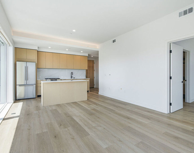 3555 Overland Avenue - Photo Thumbnail 7