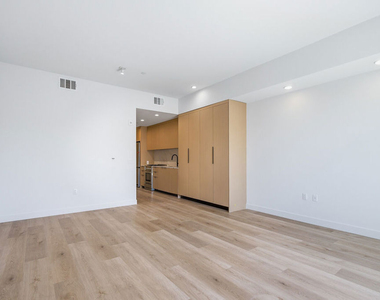 3555 Overland Avenue - Photo Thumbnail 9