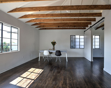 1807 Montana Ave - Photo Thumbnail 27
