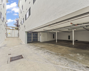 1264 9th Street - Photo Thumbnail 20