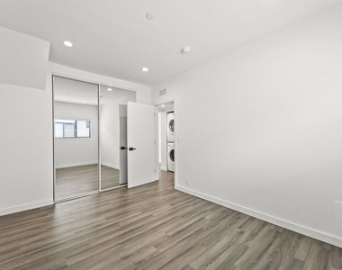 1264 9th Street - Photo Thumbnail 16