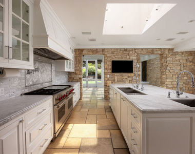9507 Heather Road - Photo Thumbnail 9