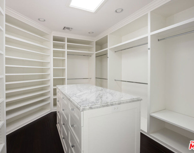 9507 Heather Road - Photo Thumbnail 21