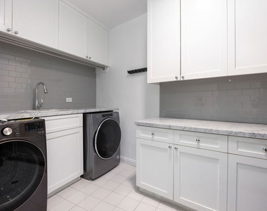 9507 Heather Road - Photo Thumbnail 27