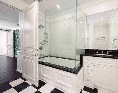 9507 Heather Road - Photo Thumbnail 26