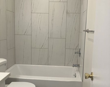 7521 Hampton Avenue - Photo Thumbnail 4