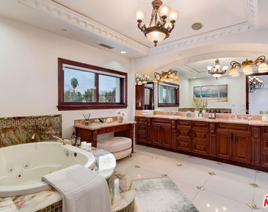 332 S Almont Drive - Photo Thumbnail 16