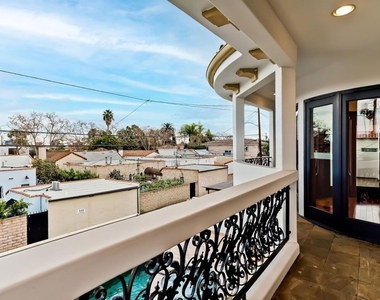 332 S Almont Drive - Photo Thumbnail 15