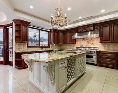 332 S Almont Drive - Photo Thumbnail 7
