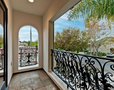 332 S Almont Drive - Photo Thumbnail 24