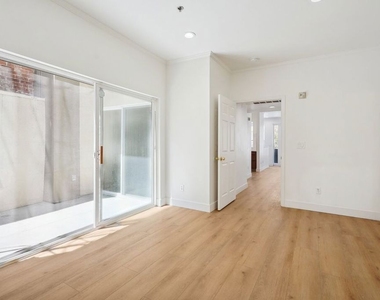 80 N Raymond Avenue - Photo Thumbnail 7