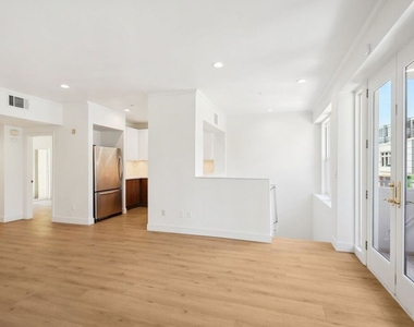 80 N Raymond Avenue - Photo Thumbnail 4