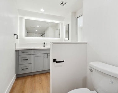 80 N Raymond Avenue - Photo Thumbnail 11
