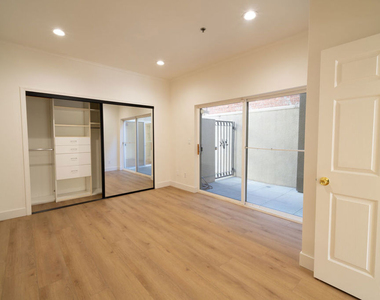 80 N Raymond Avenue - Photo Thumbnail 9