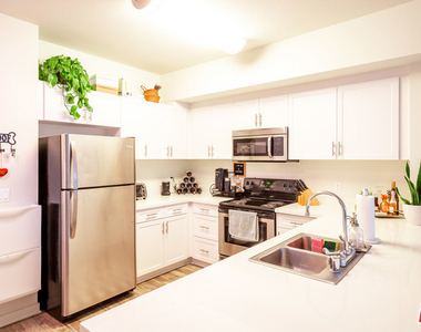 12655 Bluff Creek Drive - Photo Thumbnail 13