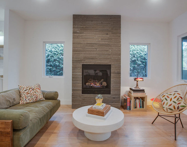 663 San Juan Avenue - Photo Thumbnail 3