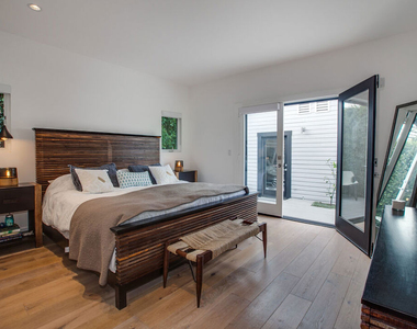 663 San Juan Avenue - Photo Thumbnail 16