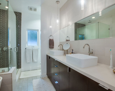 663 San Juan Avenue - Photo Thumbnail 18