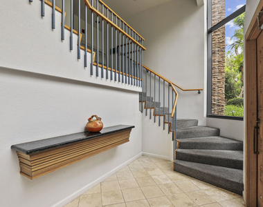 4230 Stansbury Avenue - Photo Thumbnail 23