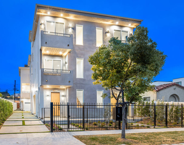 5223 W 20th Street - Photo Thumbnail 9