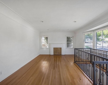 5039 Marburn Avenue - Photo Thumbnail 4