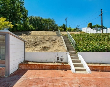 5039 Marburn Avenue - Photo Thumbnail 18