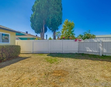 2862 Mimika Pl - Photo Thumbnail 34