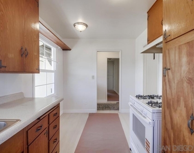 2862 Mimika Pl - Photo Thumbnail 12