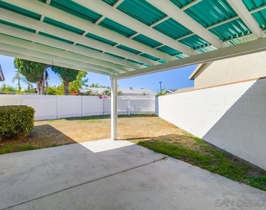 2862 Mimika Pl - Photo Thumbnail 27