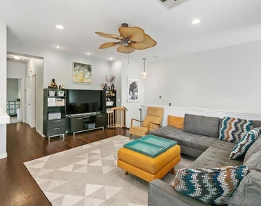 9607 W Canyon Ter - Photo Thumbnail 10