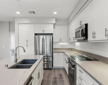 1103 Plumeria Way - Photo Thumbnail 1