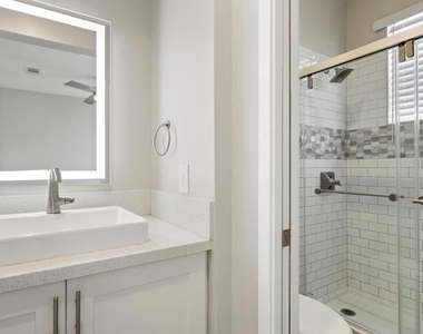 1103 Plumeria Way - Photo Thumbnail 17