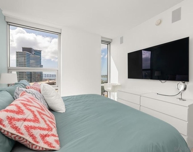 321 10th Ave - Photo Thumbnail 15