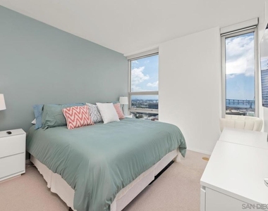 321 10th Ave - Photo Thumbnail 14