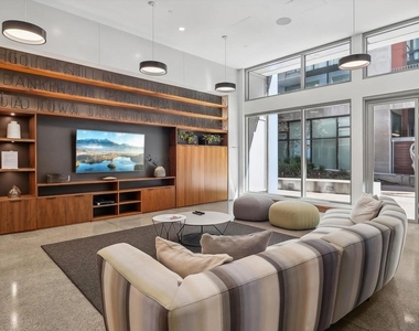 321 10th Ave - Photo Thumbnail 26