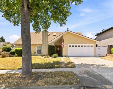 2753 Highgate Place - Photo Thumbnail 25