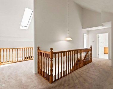 2753 Highgate Place - Photo Thumbnail 20