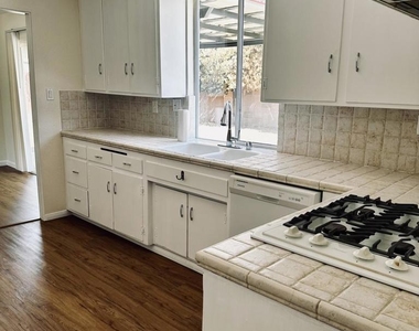 4191 Eve Road - Photo Thumbnail 4