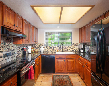 500 S Farrell Drive - Photo Thumbnail 13