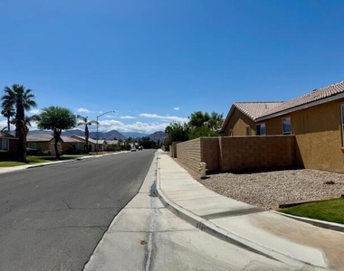 47497 Lagoon Court - Photo Thumbnail 3
