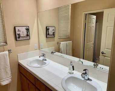 47497 Lagoon Court - Photo Thumbnail 19