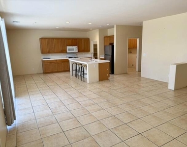47497 Lagoon Court - Photo Thumbnail 6