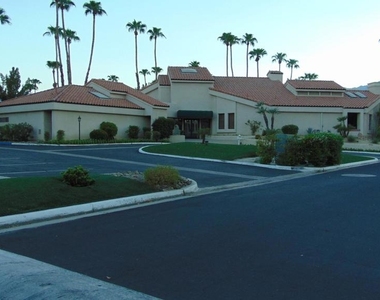 35200 W Cathedral Canyon Drive - Photo Thumbnail 32