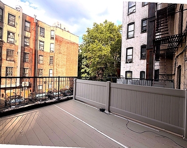 Second Avenue — 3 Bed - Photo Thumbnail 3