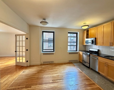 700 Fort Washington Avenue - Photo Thumbnail 5